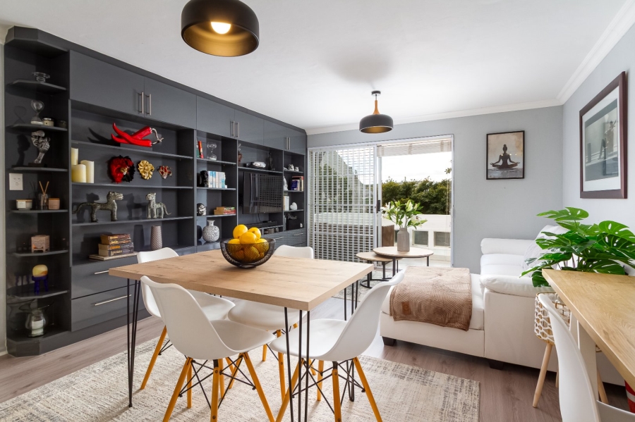 2 Bedroom Property for Sale in Green Point Western Cape